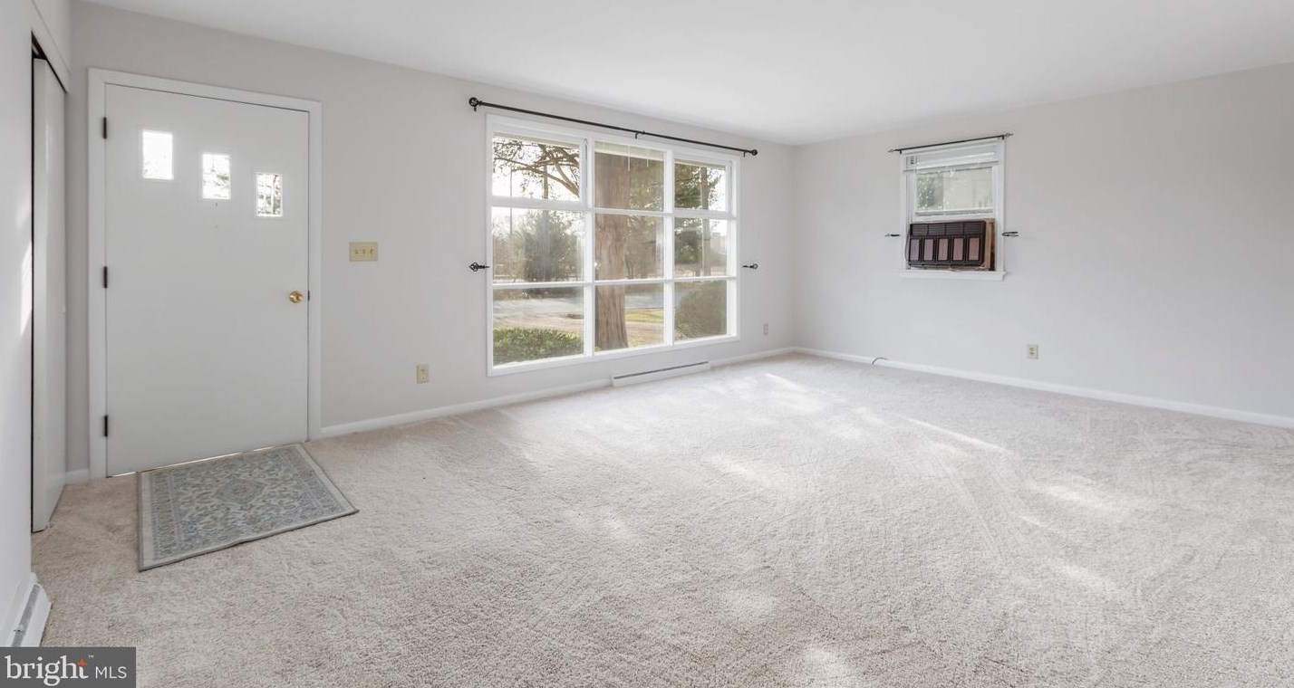 12420 Greengate Rd, Fredericksburg VA  22407-4941 exterior