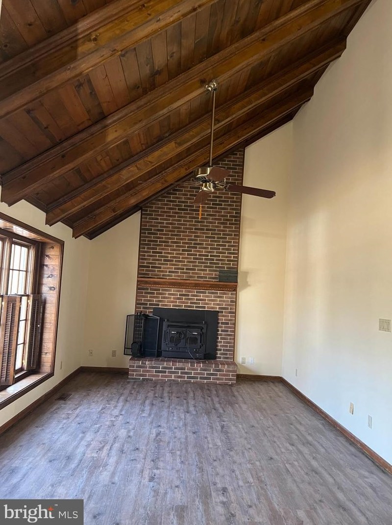 300 Pleasants Dr, Fredericksburg VA  22407-1429 exterior
