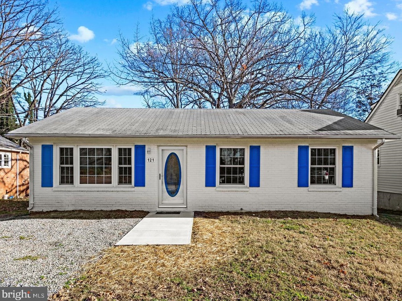 121 Archer St, Fredericksburg, VA 22408
