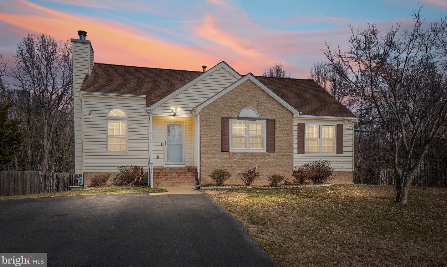 7221 Pullen Dr, Fredericksburg, VA 22407-7338