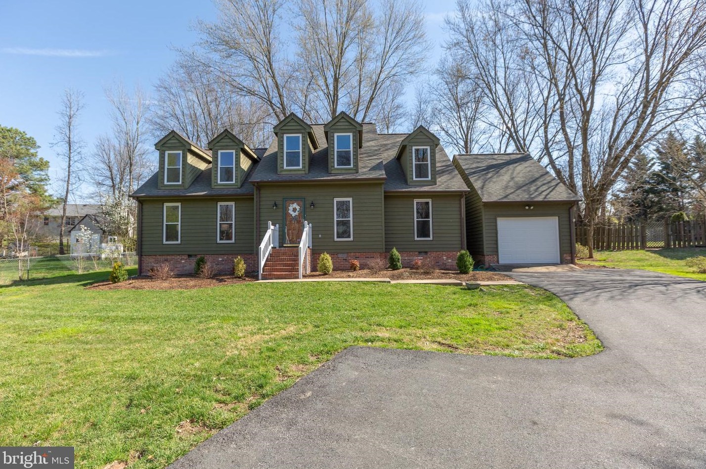 11803 Gordon Rd, Fredericksburg, VA 22407-1735