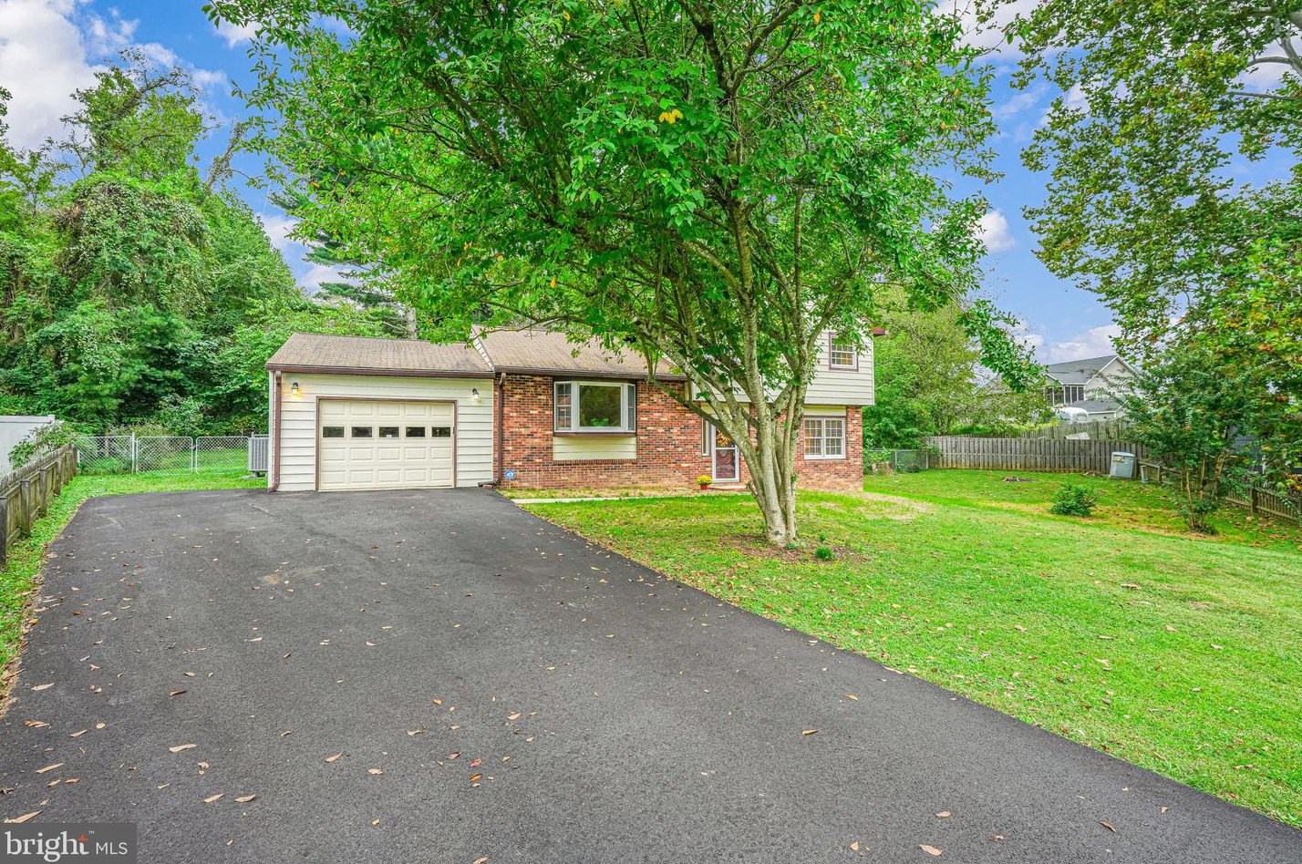 6804 Sparrow Ln, Spotsylvania, VA 22553