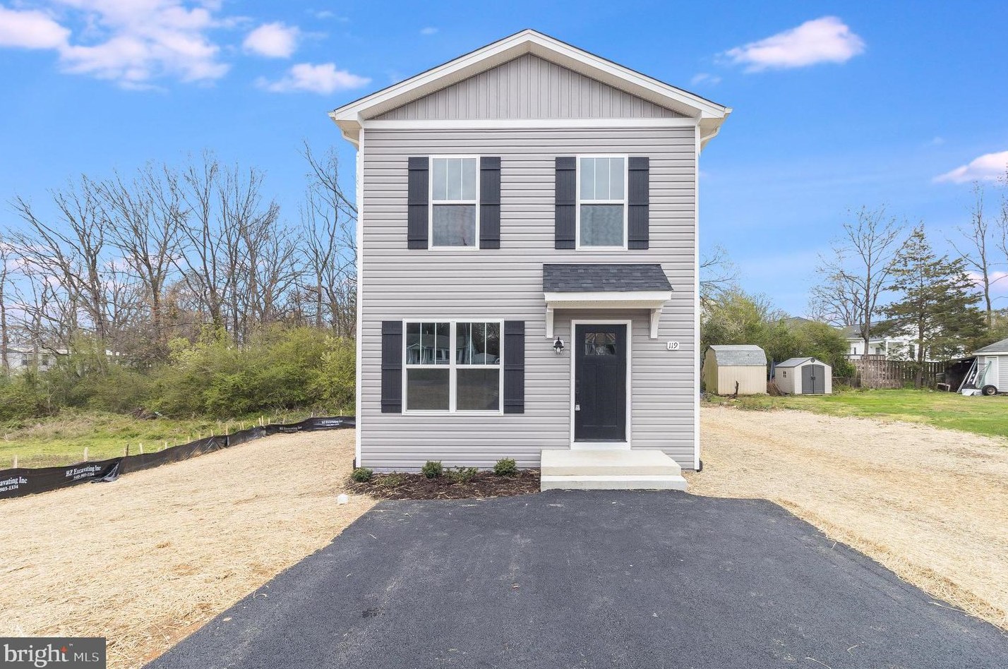 221 Bend Farm Rd, Fredericksburg, VA 22408-2303