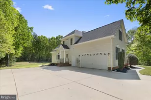 8606 Laroque Run Dr, Fredericksburg, VA 22407 - Photo 60