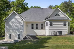 8606 Laroque Run Dr, Fredericksburg, VA 22407 - Photo 64