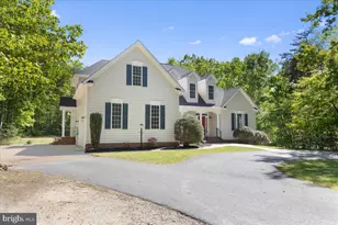 8606 Laroque Run Dr, Fredericksburg, VA 22407 - Photo 2