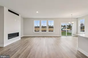 11798 Wales Dr, Fredericksburg, VA 22407 - Photo 8