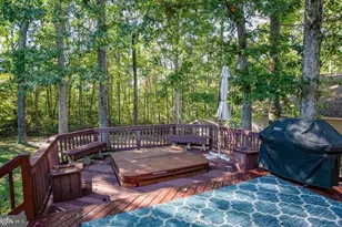 11709 Woodland View Dr, Fredericksburg, VA 22407 - Photo 4