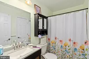 102 Breezewood Dr, Fredericksburg, VA 22407 - Photo 16