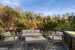 10746 Greenbriar Ln, Spotsylvania, VA 22553 - Photo 2