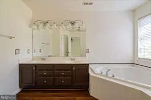 10746 Greenbriar Ln, Spotsylvania, VA 22553 - Photo 8