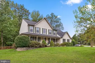 6100 Thayer St, Fredericksburg, VA 22407 - Photo 2