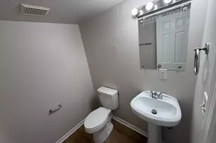 534 Olde Greenwich Cir, Fredericksburg, VA 22408 - Photo 12