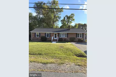 112 Laurel Avenue, Fredericksburg, VA 22408 - Photo 1