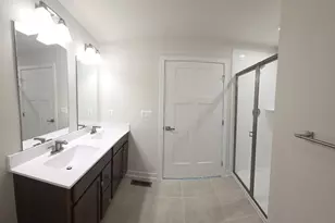 8901 Blackthorne Pl, Fredericksburg, VA 22408 - Photo 12