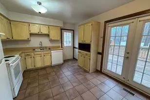 10717 S Jamie Pl, Fredericksburg, VA 22407 - Photo 8