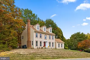 5021 Brookshire Ct E, Fredericksburg, VA 22408 - Photo 4