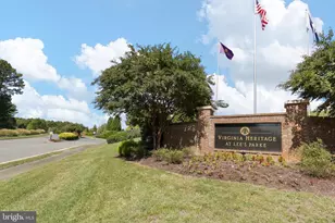 5417 E Rich Mountain Way, Fredericksburg, VA 22407 - Photo 2