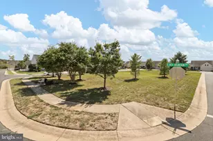 5417 E Rich Mountain Way, Fredericksburg, VA 22407 - Photo 6