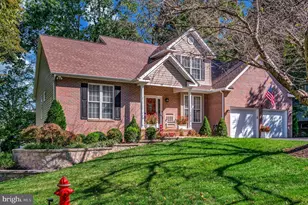 10219 Colechester St, Fredericksburg, VA 22408 - Photo 4