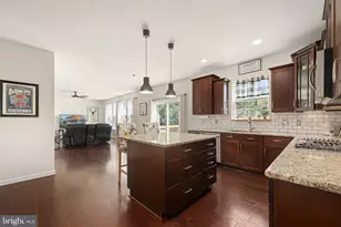 11317 Baron Dr, Fredericksburg, VA 22408 - Photo 8