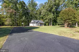 10318 Shaw Dr, Spotsylvania, VA 22553 - Photo 2