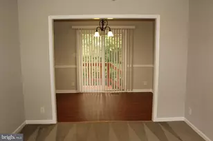 423 Laurel Ave, Fredericksburg, VA 22408 - Photo 8