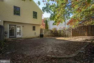 9613 Dominion Forest Cir, Fredericksburg, VA 22408 - Photo 8