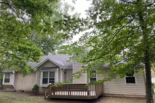 10706 Eden Brook Dr, Spotsylvania, VA 22553 - Photo 2