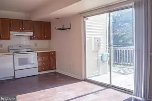 5116 Cottonwood Ct, Fredericksburg, VA 22407 - Photo 4