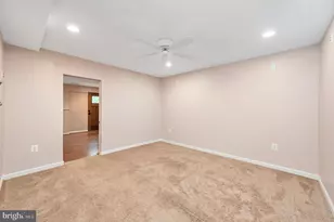 6910 Governors Grant Ln, Fredericksburg, VA 22407 - Photo 28