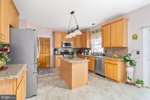 6910 Governors Grant Ln, Fredericksburg, VA 22407 - Photo 12