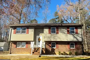 311 Hardee St, Spotsylvania, VA 22551 - Photo 2