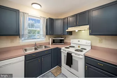11514 Woodland View Drive, Fredericksburg, VA 22407 - Photo 12