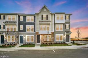 9403 Pacific Elm St, Fredericksburg, VA 22407 - Photo 2