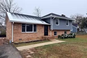 537 Butternut Dr, Fredericksburg, VA 22408 - Photo 2