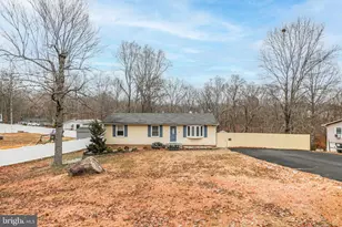 6517 Deerskin Dr, Fredericksburg, VA 22407 - Photo 4