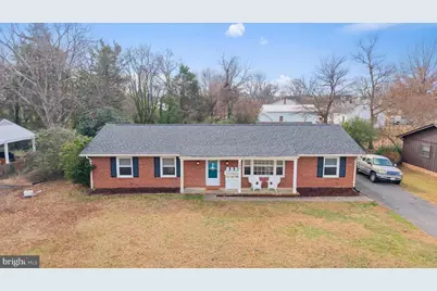 204 Redwood, Fredericksburg, VA 22408 - Photo 1