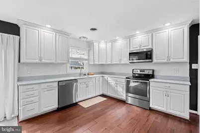 204 Redwood, Fredericksburg, VA 22408 - Photo 10