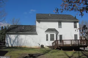 9519 Dabney Ct, Fredericksburg, VA 22408 - Photo 10