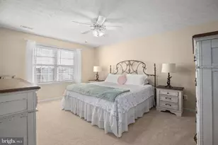6109 Sunny Meadows Dr, Fredericksburg, VA 22407 - Photo 16