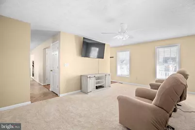 6109 Sunny Meadows Drive, Fredericksburg, VA 22407 - Photo 14