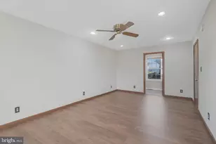 804 Shamrock Dr, Fredericksburg, VA 22407 - Photo 18