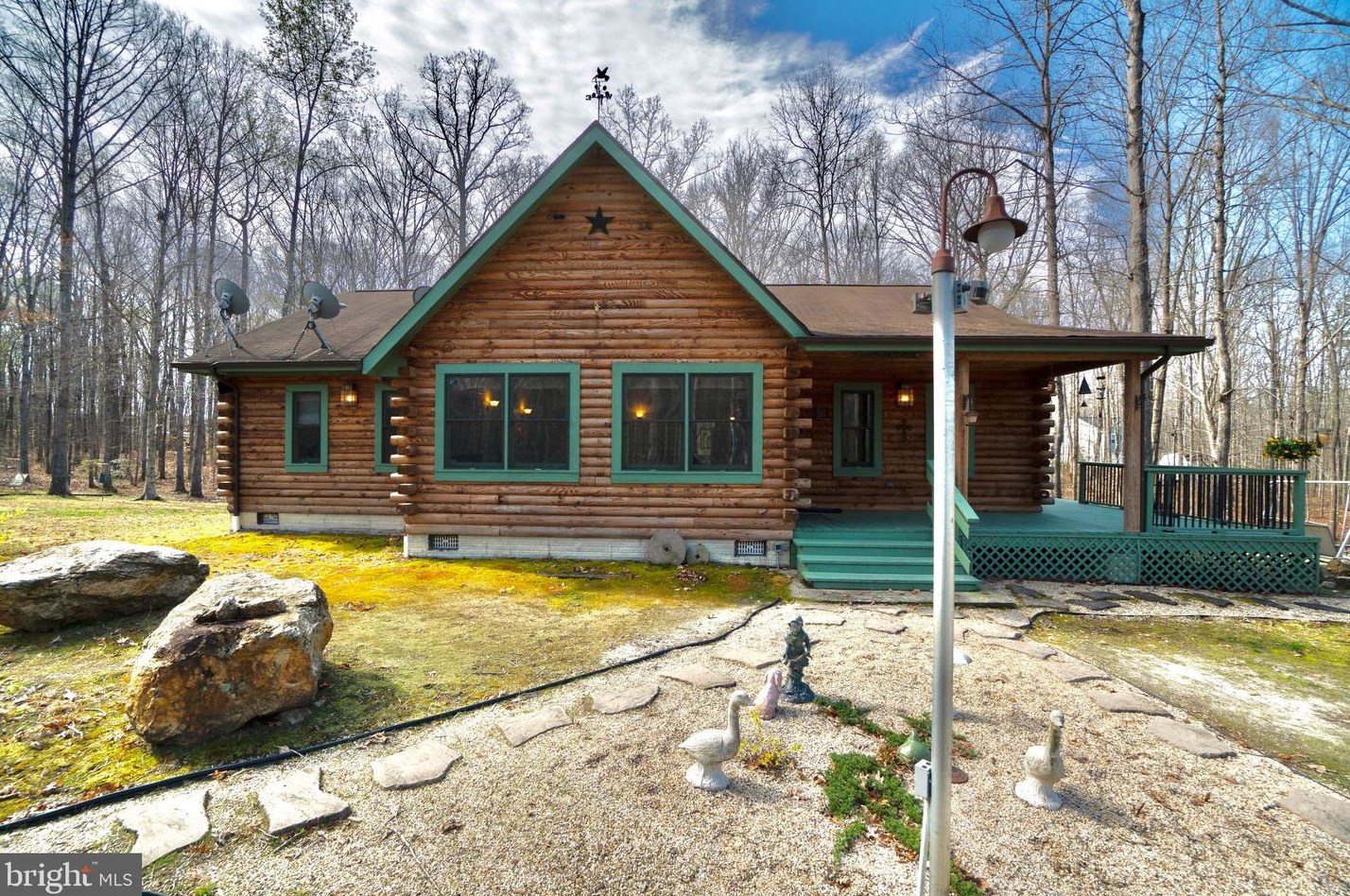 9512 Todds Tavern Dr, Spotsylvania, VA 22551
