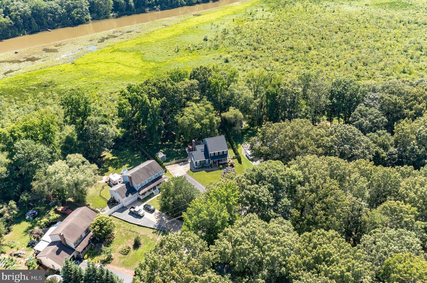 3030 Cruiser Dr, Stafford, VA 22554-2711