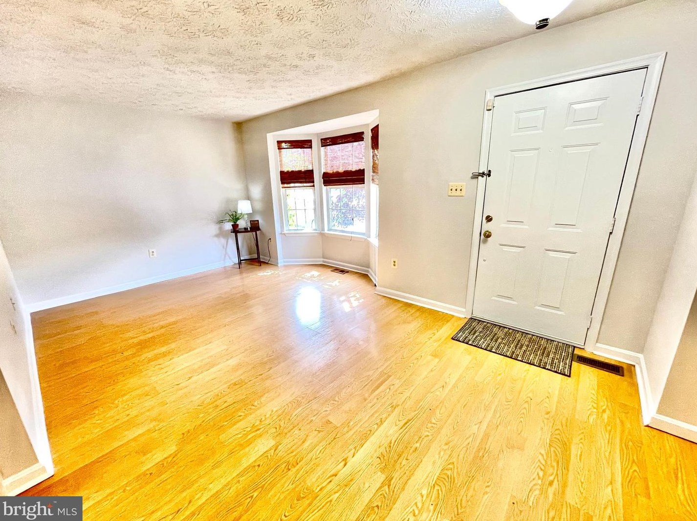 1104 Kings Crest Dr, Stafford, VA 22554-7734