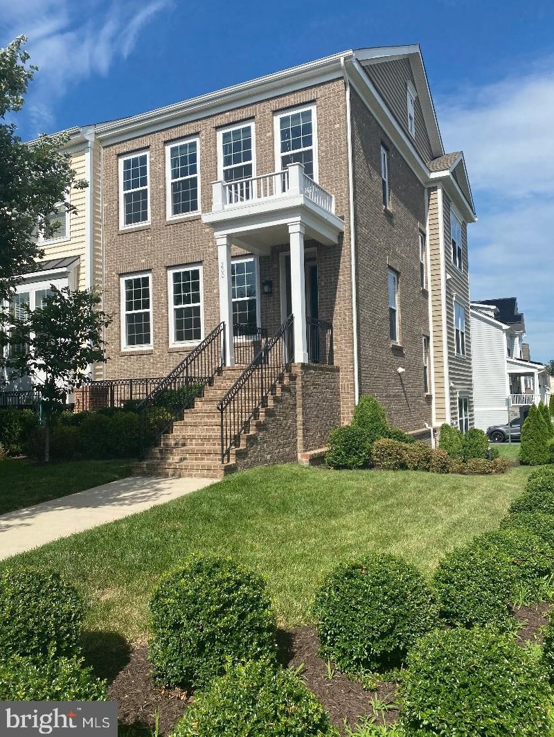 200 Apricot St, Stafford, VA 22554-2550