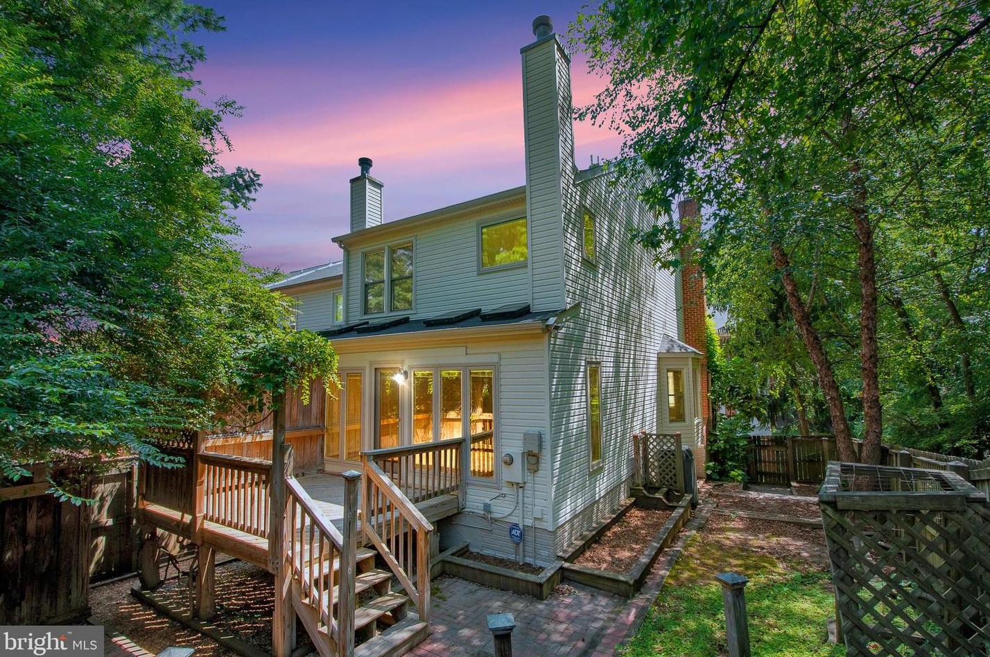 308 Sunny Hill Ct, Stafford, VA 22554-5084
