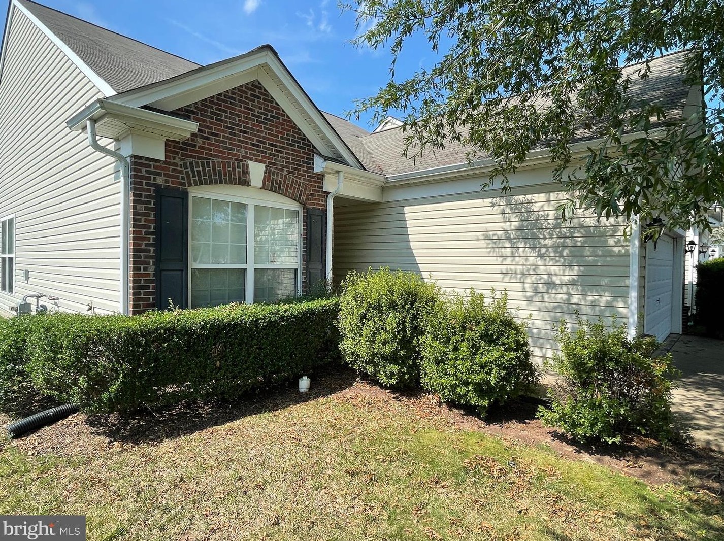 8 Lucketts Dr, Fredericksburg, VA 22406