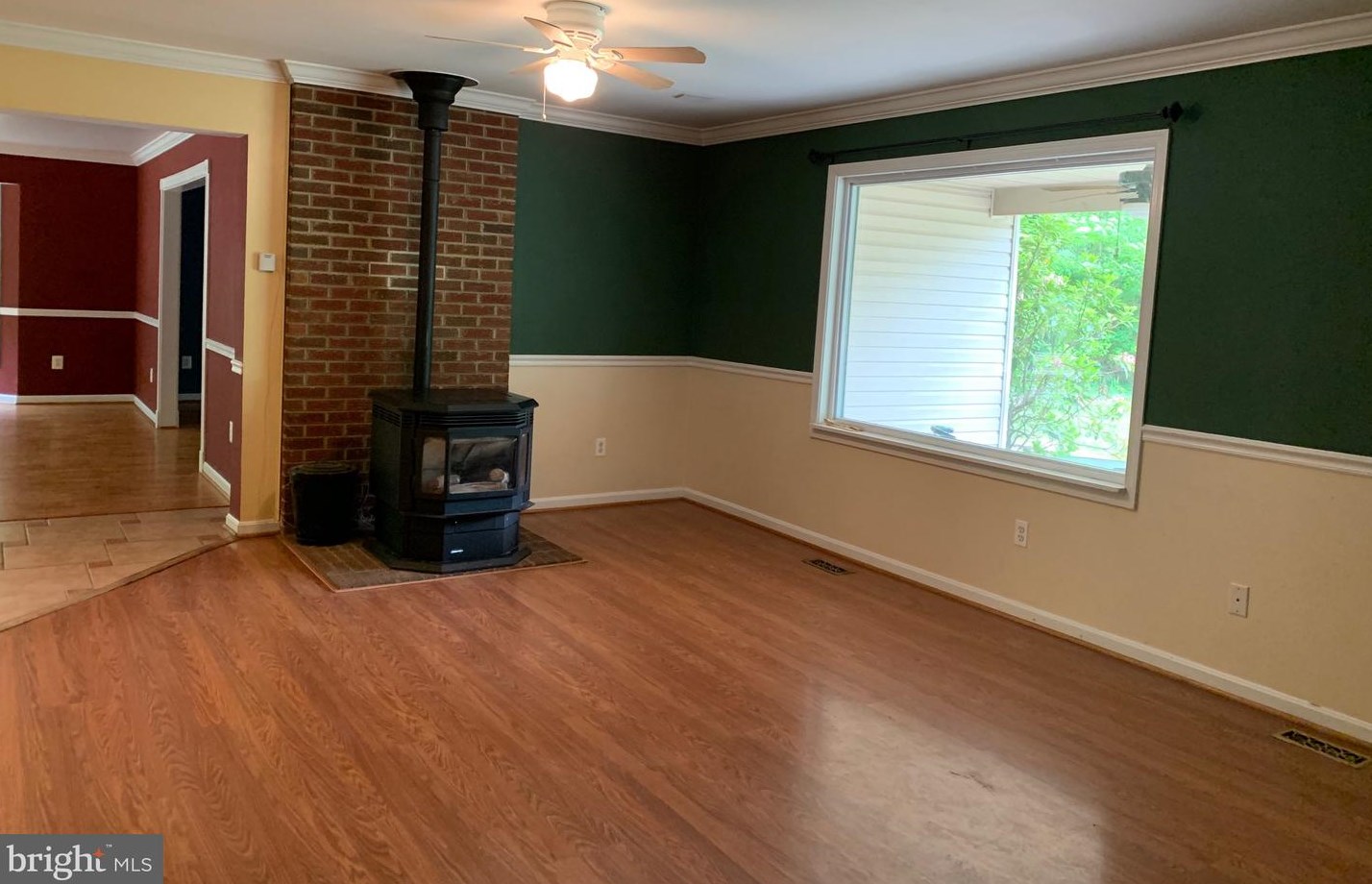 492 Cropp Rd, Fredericksburg, VA 22406